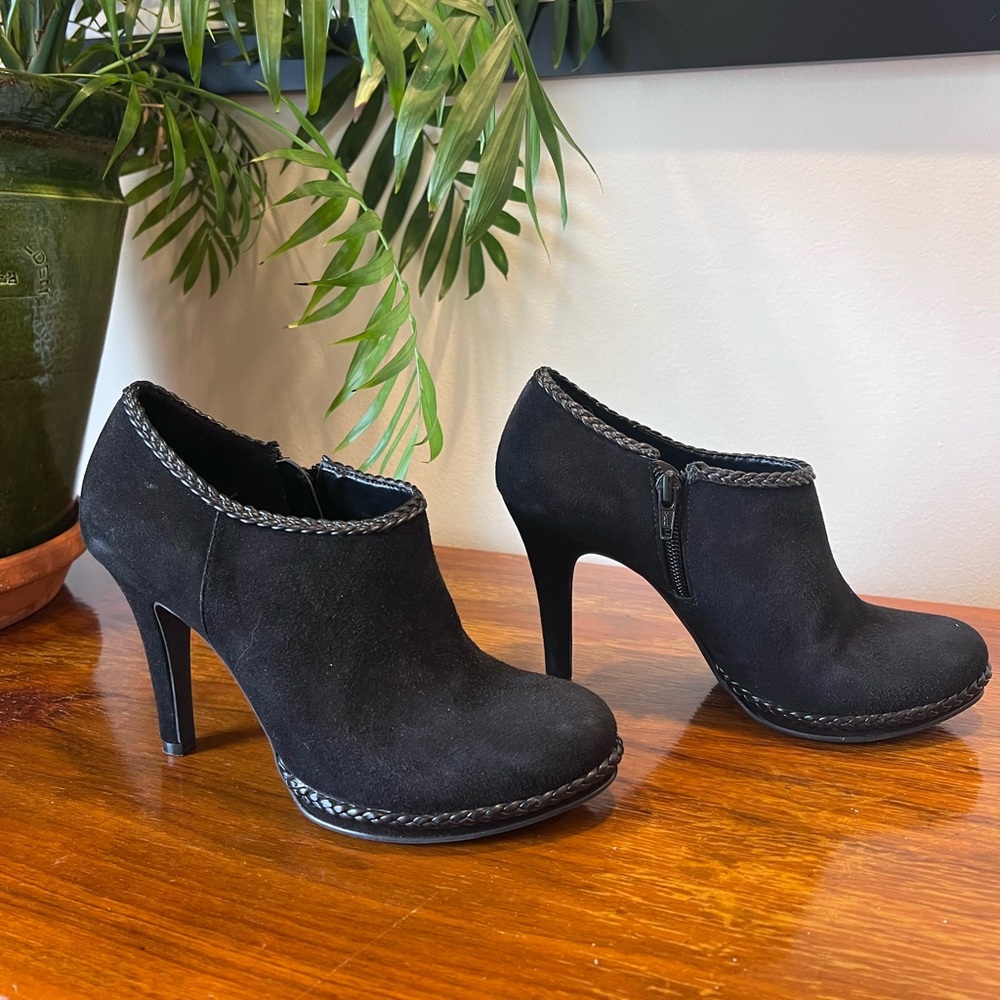 ANTONIO MELANI Dante Black Suede Ankle Boots w/Braided Trim